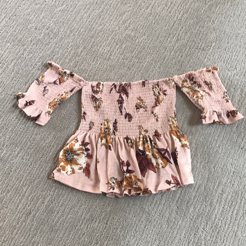 Off the shoulder t